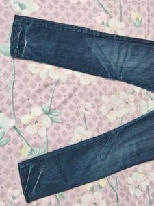 Brand New Looks Jeans