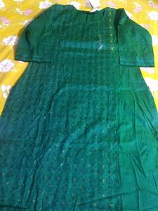 Avaasa Kurti