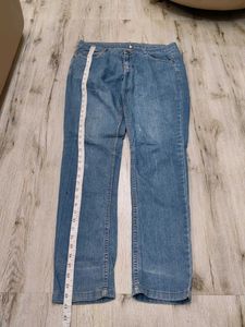 Ma4595 DJ&amp;C Jeans waist 32 inches