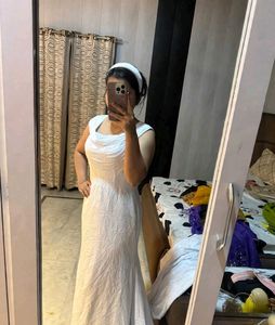 Elegant White Gown for Special Occasions