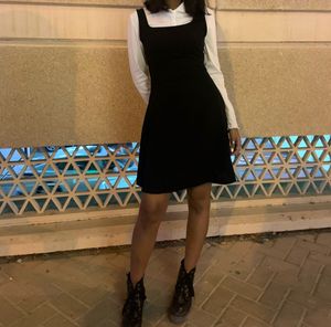 Chic Black Sleeveless Mini Dress
