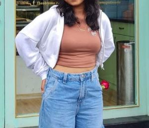 white Cropped zipper