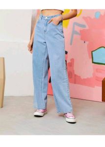 Light Wash Wide Leg Jeans