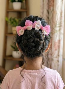 Polka Dot hair clip 😻