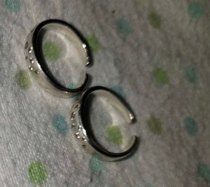 92.5 Elegant Silver Toe Rings Set
