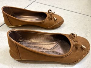 Cute Brown Ballet Flats