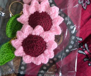 Crochet Flower Claw Clips &amp; keychain combo