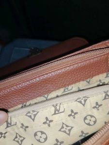 louis vuitton first copy sling bag