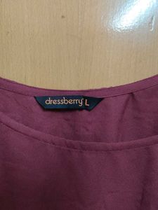 DressBerry Maroon Top - Size L
