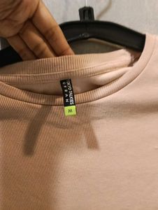 Women's Basic Short Sleeve T-Shirt