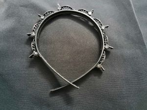 Stylish Black Headband with Claws