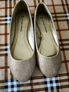 New With Tag Golden Bellies (33, 35)Different Size