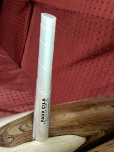 Faux Cils Telescopic Mascara