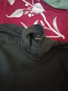Women's Dark Green Turtleneck Sweater