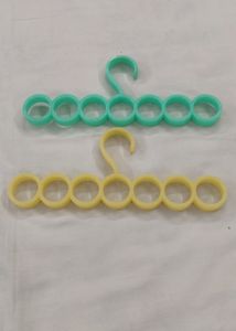 A  SCARf HANGER