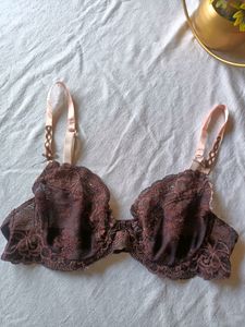 Hector Studio Brand Bra