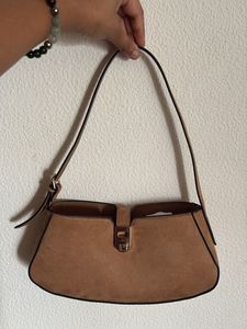 Stylish Tan Shoulder Bag