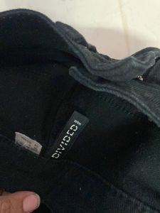 h &amp; m black jeans🌟limited period offer