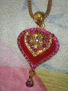 Stunning Pink &amp; Gold Heart Necklace &amp; Earrings