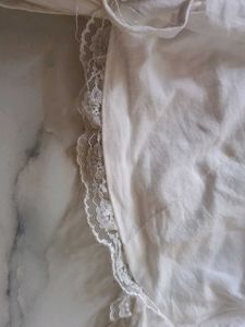 WHIMSICAL COQQUETTE CROPT TOP