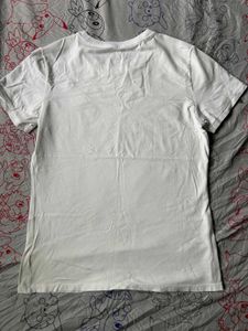 white tshirt
