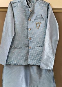 Stylish Men's Kurta Set