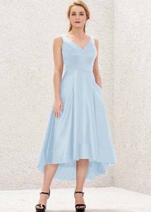 Elegant Light Blue Midi Dress