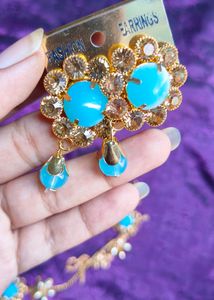 Blue 💙🔵 Necklace Set