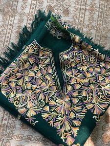 Women’s Woollen Kashmiri Poncho