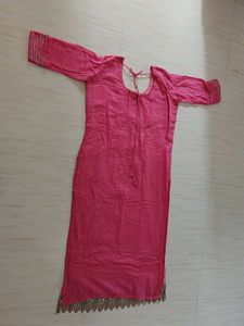 Beautiful Pink Embroidered Kurta