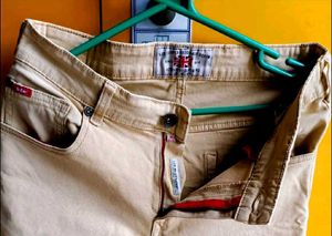💯OG Lee Cooper Branded Khaki Low Waist for Unisex