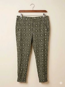 Tapered-fit trousers