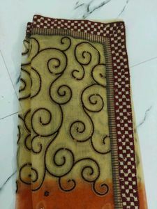 New saree without any damage with fall n piko