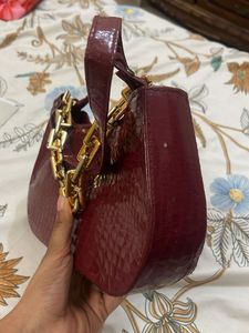 Festive Sale 🔥 Croc Embossed Shoulder Bag