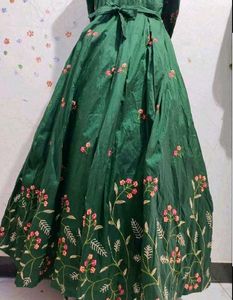Elegant Green Embroidered Ethnic Gown