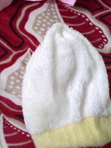 Woolen Cap For Girls