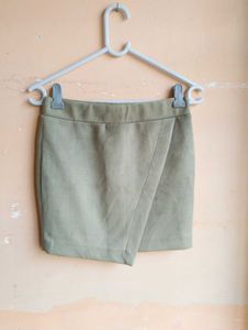 ❤️Olive Green Mini Skirt❤️