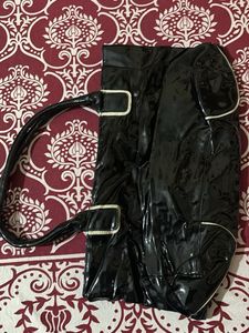 Black Estee Lauder Bag