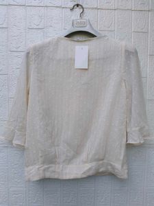 New with tag Korean Cream Embroidered Bell Sleeve