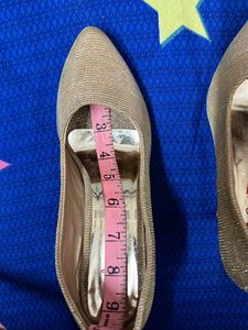 partywear golden heels bellie