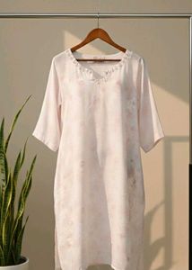 Elegant Embroidered Detail Kurta