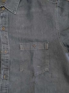 Men's Light Denim Short Sleeves Shirt