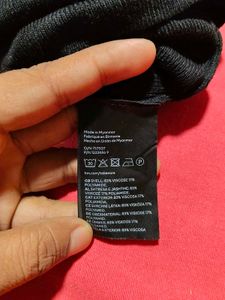 H&amp;M Black Off-Shoulder Ribbed Top – XXS