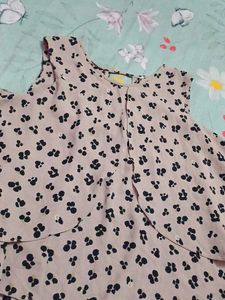 Cute top
