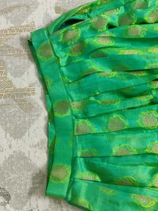Beautiful Green Ethnic crop top and skirt.🌿✨💚