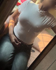 Light Pink Ribbed Crop Top 🌟