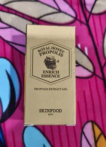 SKINFOOD Royal Honey Propolis Enrich Essence
