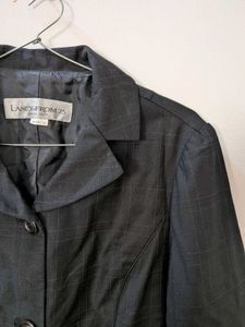 Chic Women's Blazer