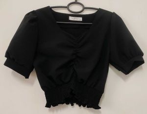 Chic Black Ruched Puff Sleeve Top