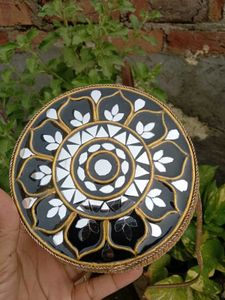 Handcrafted Ethnic Lippan Art Sling Bag